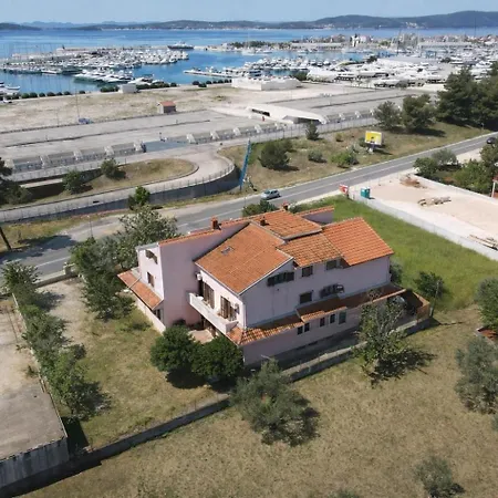 Nerarby Marina Bay * Sukošan