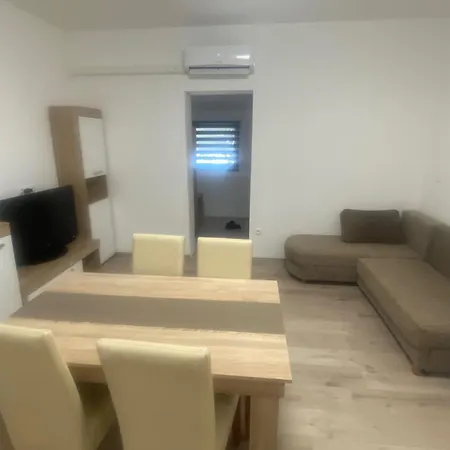 Nerarby Marina Bay Apartman