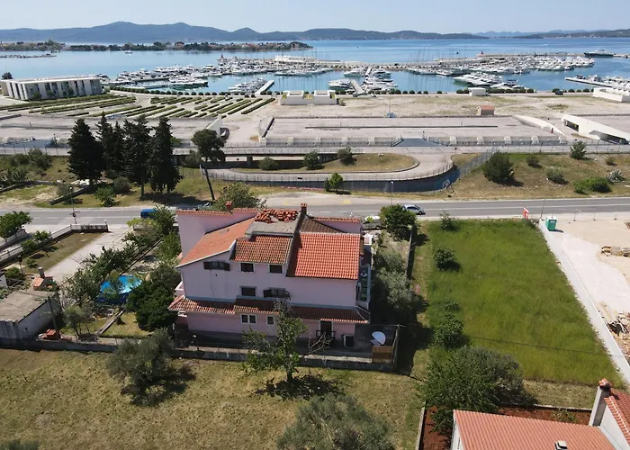 Nerarby Marina Bay * Sukošan